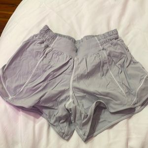 lululemon hotty hots 4”